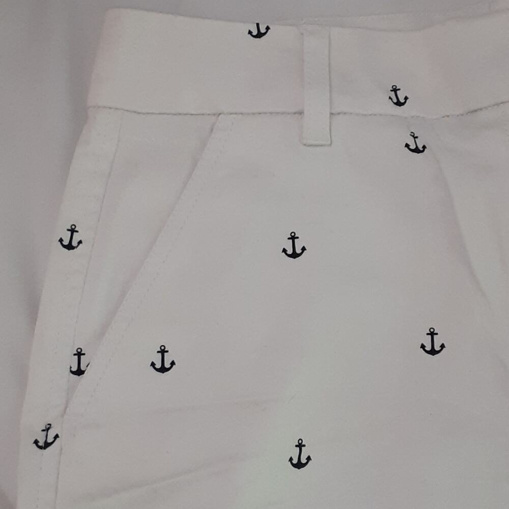 4/$25 NWT Izod shorts with an anchor print - Picture 2 of 8